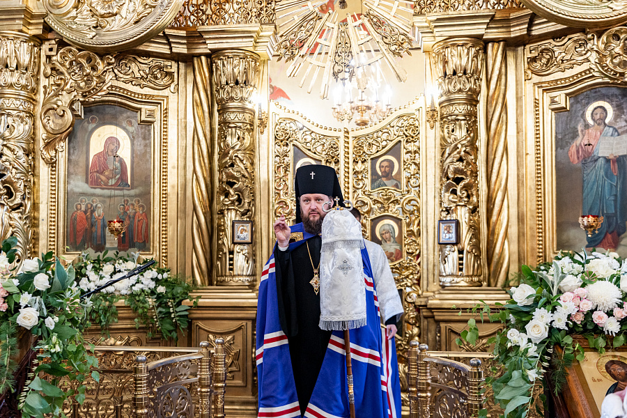 Божественная литургия в храме иконы Божией Матери «Утоли мои печали» деревни Одинцово г.о. Домодедово